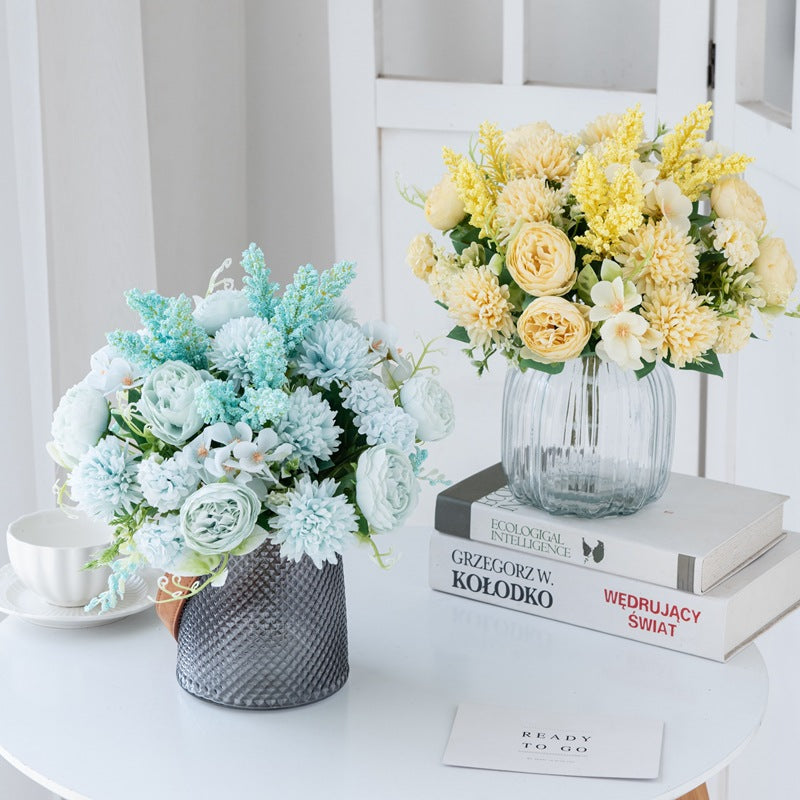 European Style Mini Flower Bouquet with 7 Roses Decor