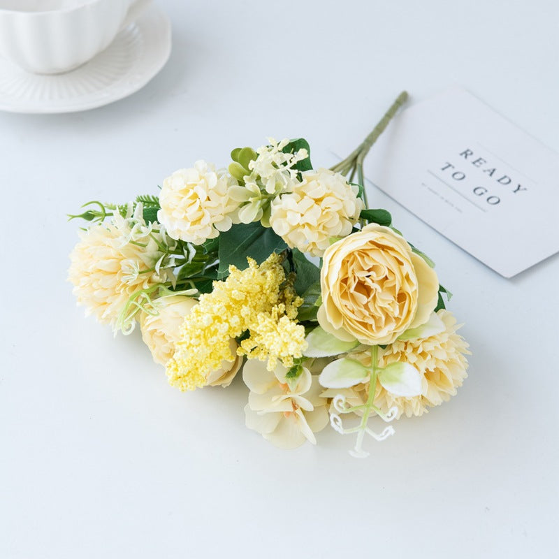 European Style Mini Flower Bouquet with 7 Roses Decor