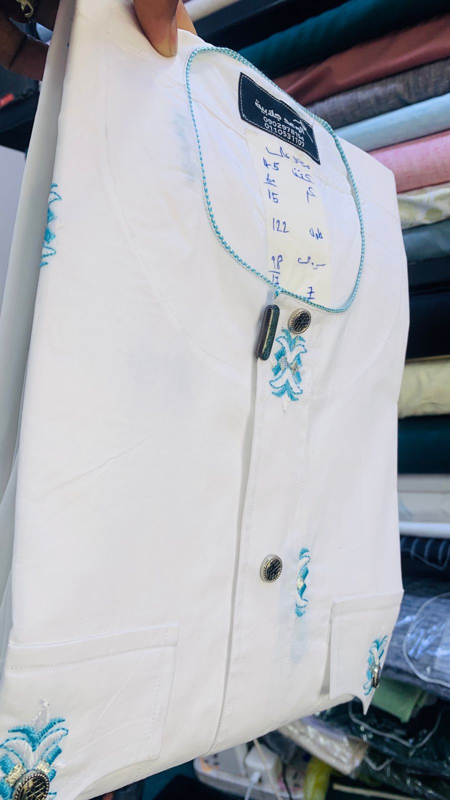 جلابية رجالية فاخرة – تفصيل حسب الطلب
Premium Jalabiya – Custom Tailored